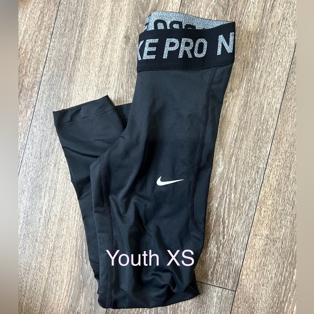 Youth XS Nike Pro